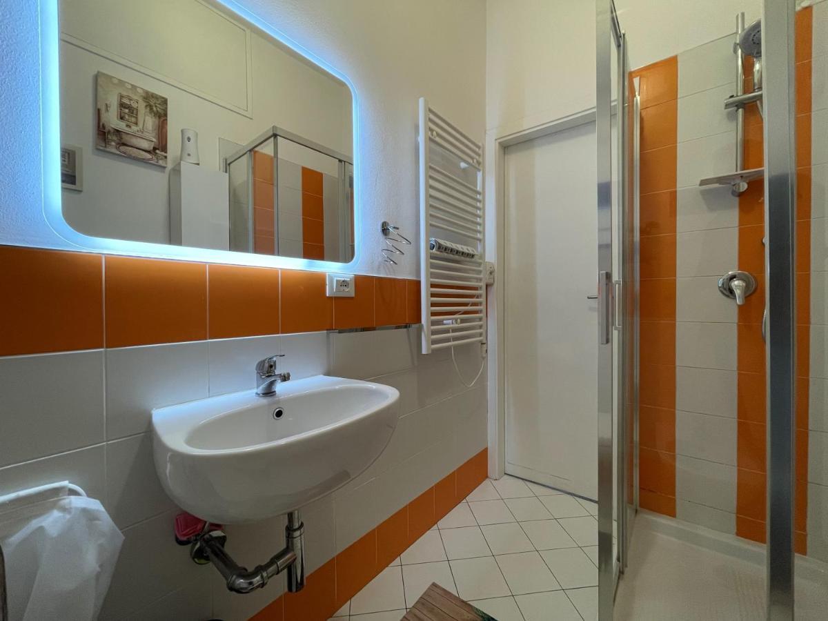 Le Palme 98 "Casa Vacanze" Lido di Camaiore Exterior photo